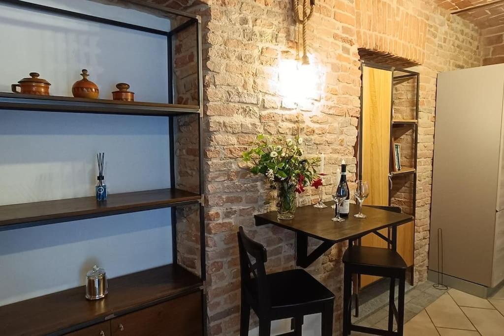 Piazza Statuto-Appartamento Tra Le Mura A-C E Wi-Fi Asti Kültér fotó